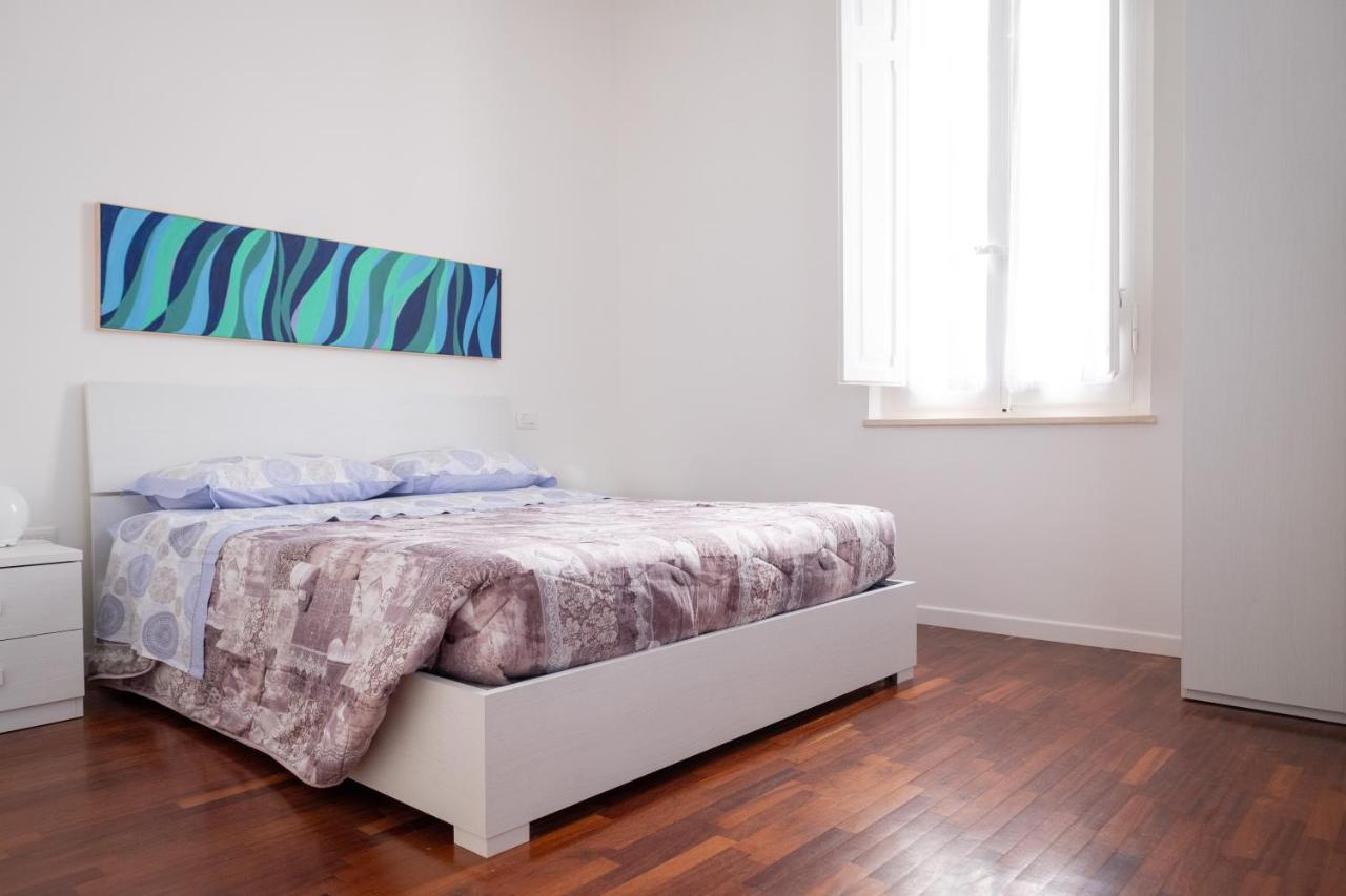 Casa Alina- Art House Apartment โฟลีโญ ภายนอก รูปภาพ