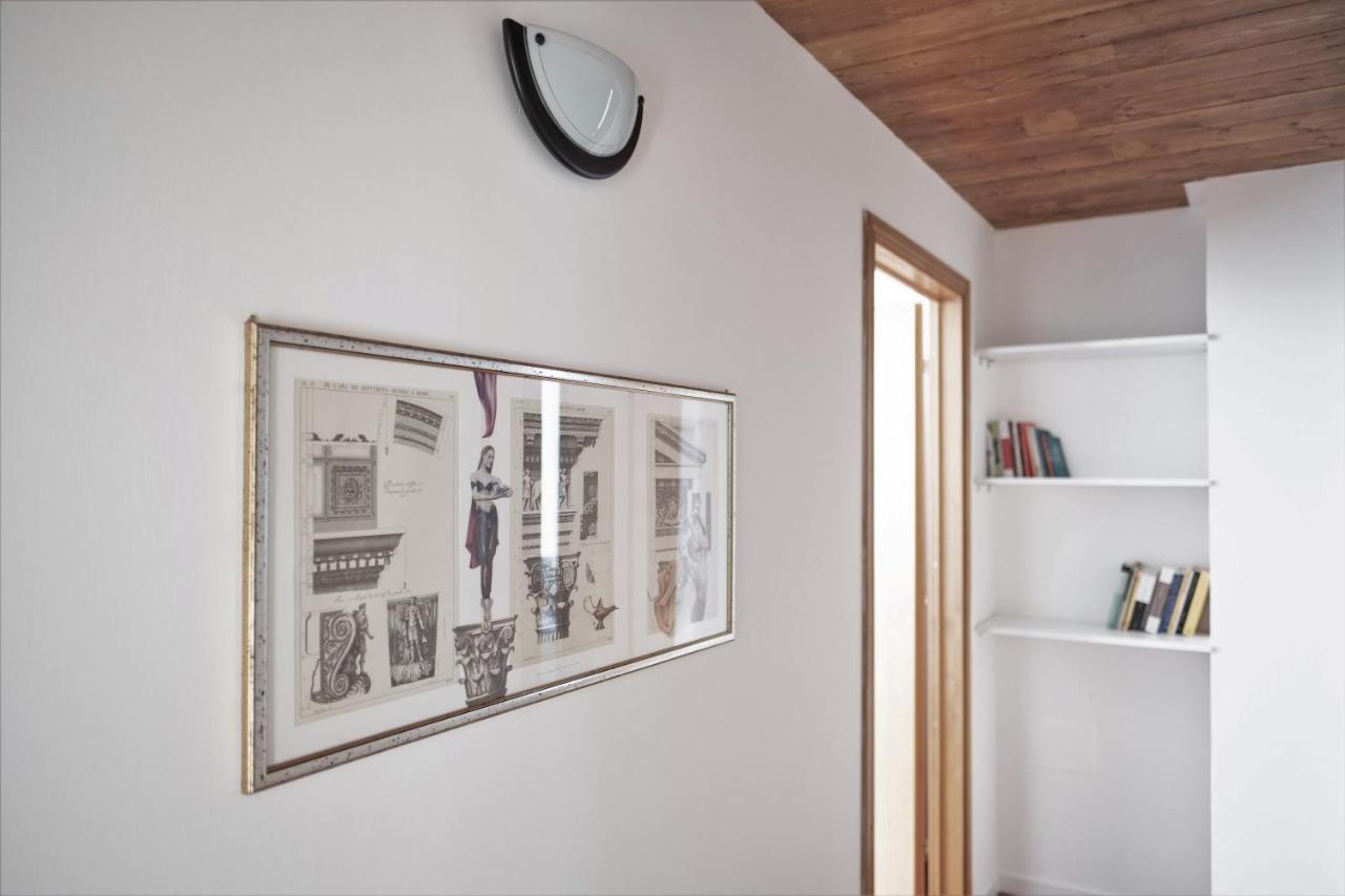 Casa Alina- Art House Apartment โฟลีโญ ภายนอก รูปภาพ